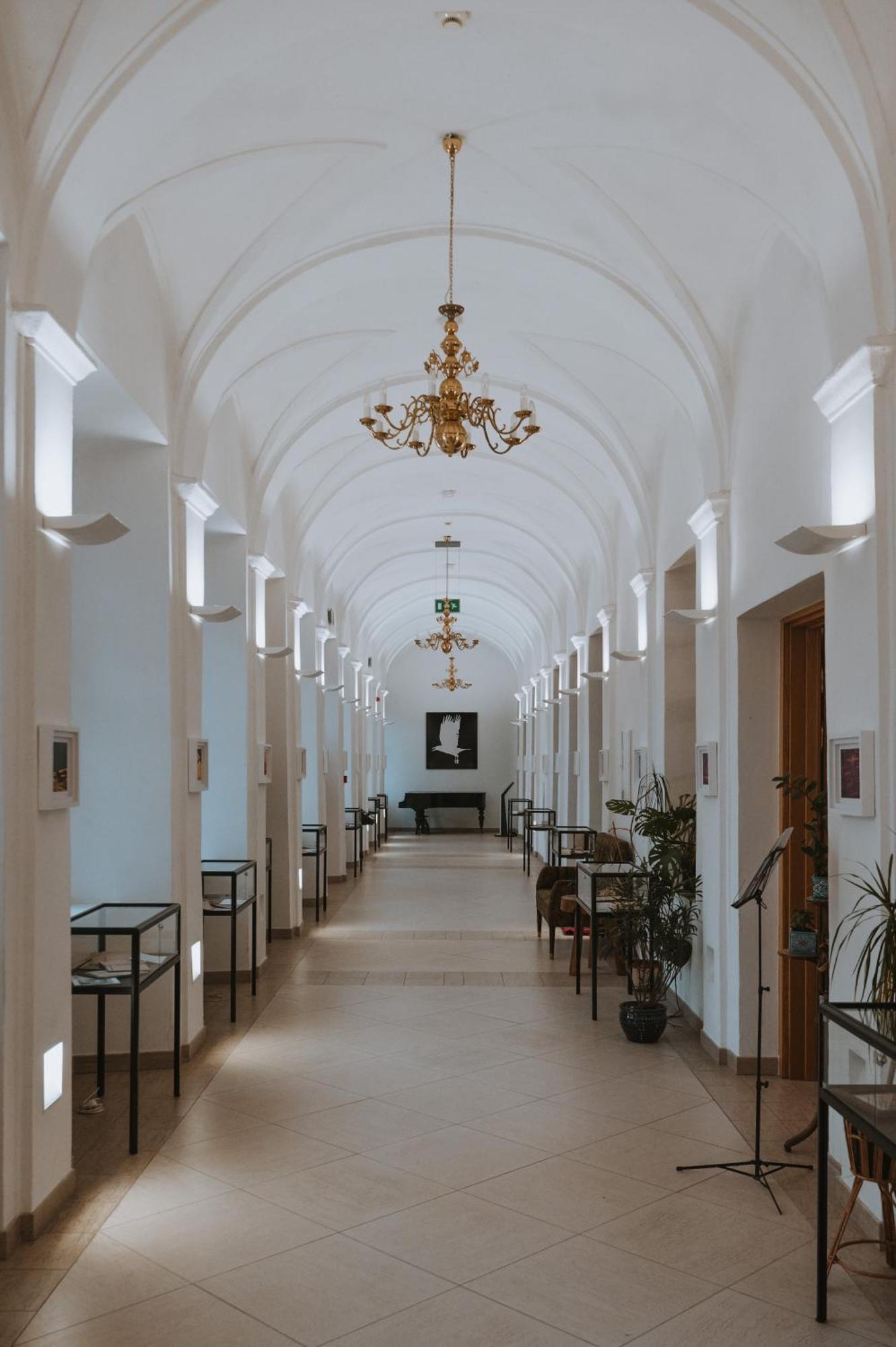 Pokoje Goscinne Domu Pielgrzyma W Supraslu Bagian luar foto