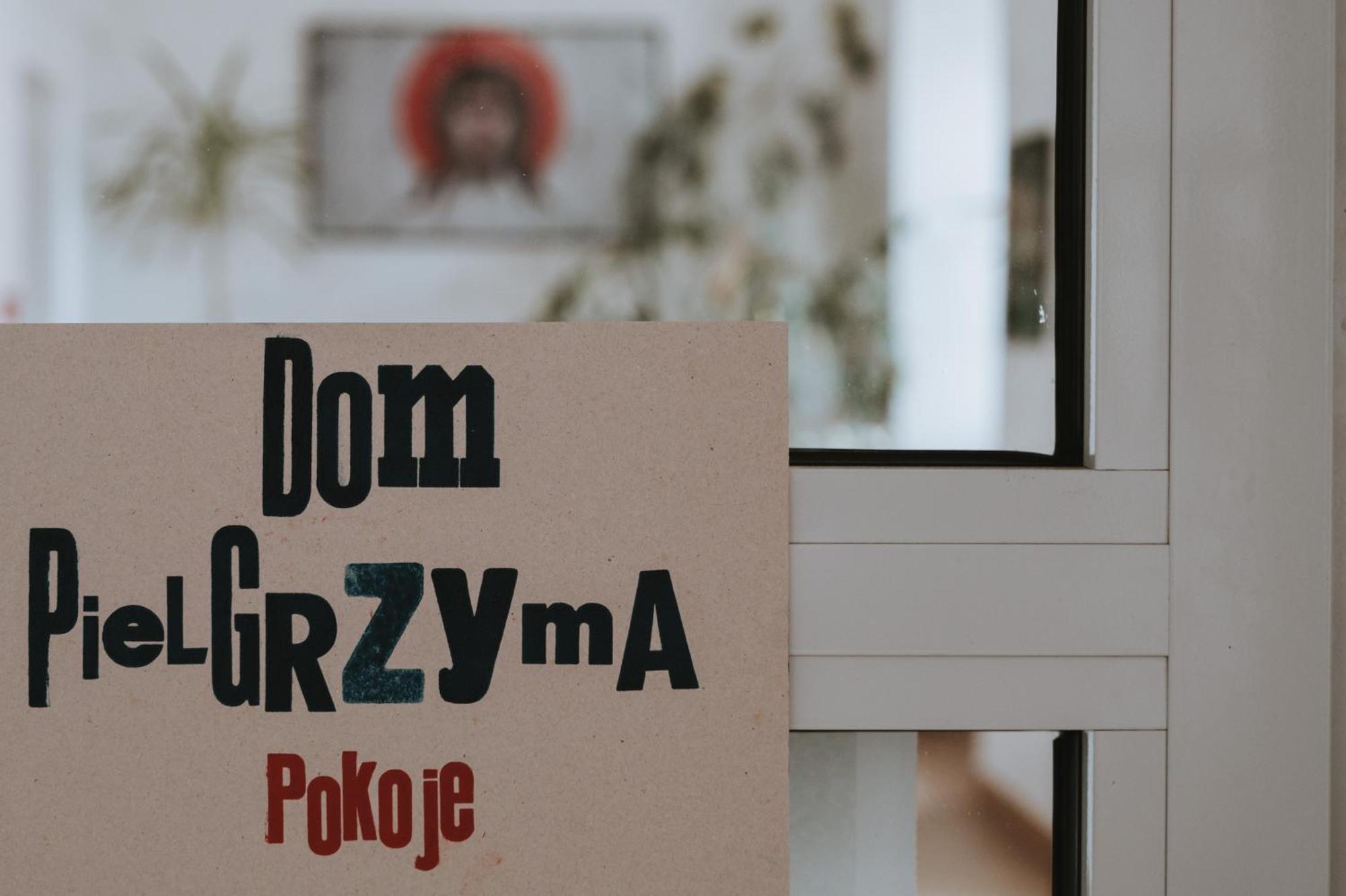 Pokoje Goscinne Domu Pielgrzyma W Supraslu Bagian luar foto